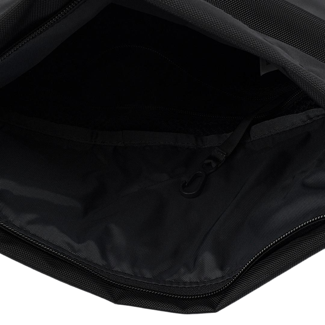 BASE CAMP SHOULDER BAG THE NORTH FACE